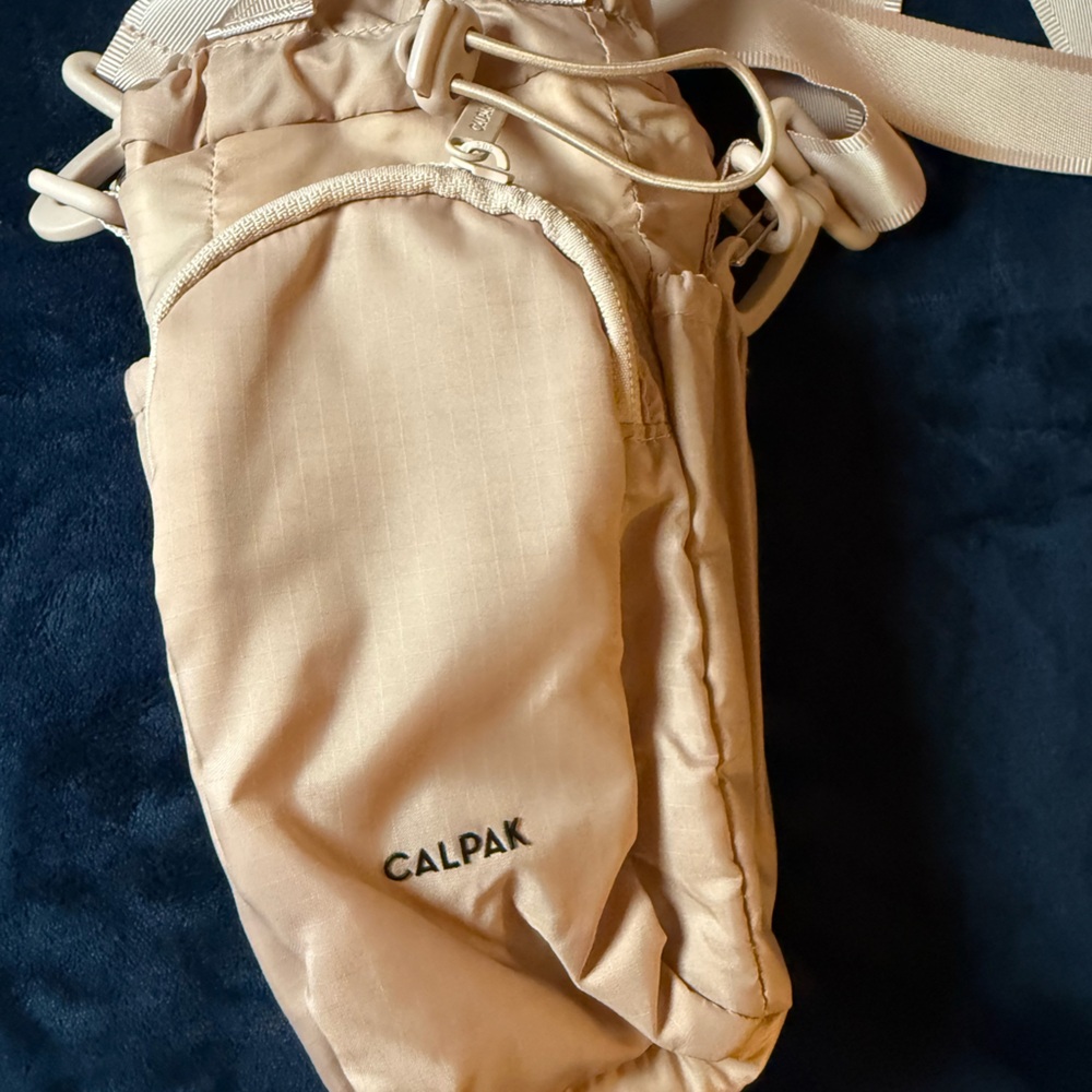 Calpak Light Pink Water Bottle Crossbody Bag - Picture 6 of 6
